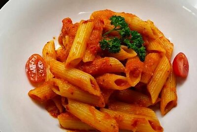 PENNE ALLA ARRABIATA  (Allergens: Lactose, Gluten Wheat, Eggs.)