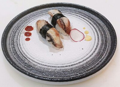 S7. Nigiri de Anguila