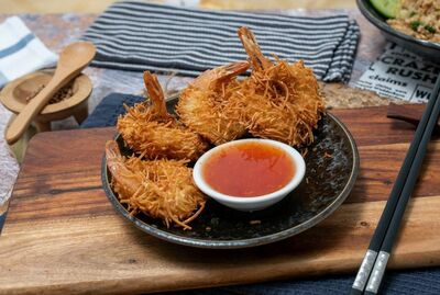 COCONUT PRAWNS (4 pcs)