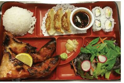Salmon Kama Bento