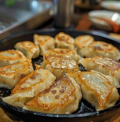 Dumplings Sautes au Poele (4) / Pan-Fried Dumplings