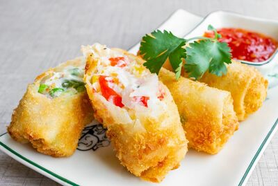 Chả giò hải sản- House Special Seafood Spring Rolls (3 Rolls)