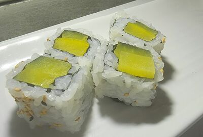Oshinko Roll