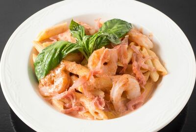 Shrimp w/ Vodka Sauce