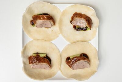 Peking Duck Pancake (4 Pieces) 北京鸭饼