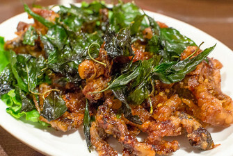 Crispy Basil Duck** เป็ดกระเพรา
