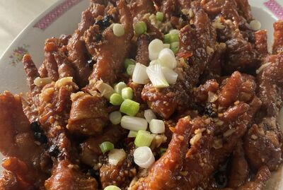 豉汁蒸凤爪 | Steamed Chicken Feet in Black Bean Sauce