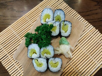 Daikon Pickled Radish Roll