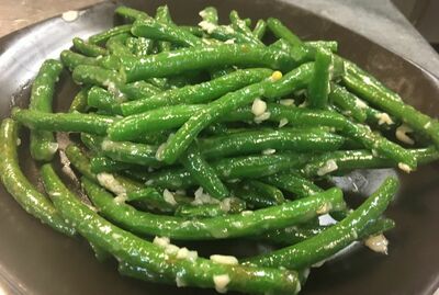 干煸四季豆 Pan Fried Green Bean with Minced meat in Spicy Sauce