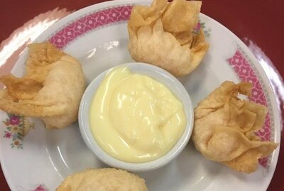 沙律虾角 | Deep Fried Shrimp Dumplings
