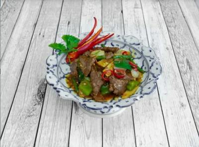 74. Moo Pad Kaplow 泰式牛