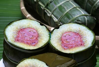 Bánh Tét  Chuối  / Banana Sticky Rice