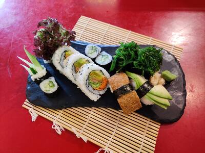 Vegan Sushi Combo