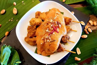 CHICKEN SATAY (4 PCS)