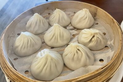L1. Pork Xiao Long Bao 上海鲜肉小籠包