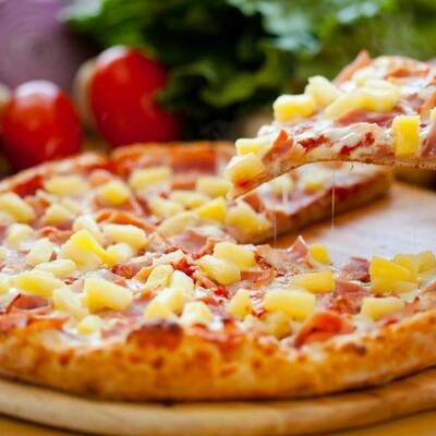 Hawaiian Pizza
