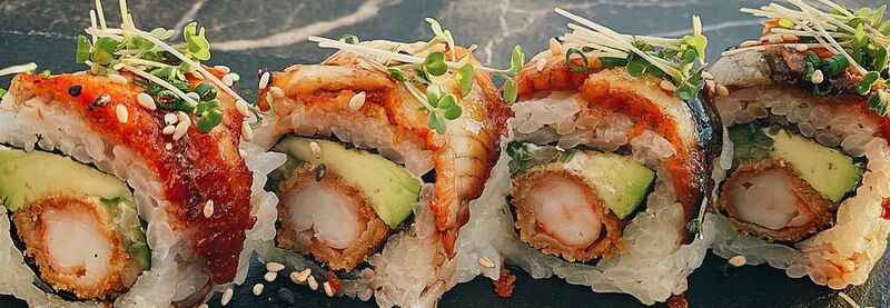 SPECIAL ROLL (SUSHI)