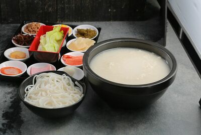 B1. Original Crossing the Bridge Rice Noodle / 原味过桥米线