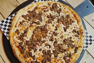 12” Ragu Bolognese Pizza 🍕