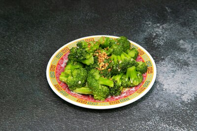 Broccoli in Garlic Sauce 蒜蓉炒西兰花