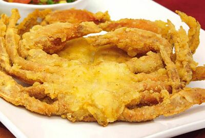 Fried whole Soft Shell Crab ปูนิ่ม