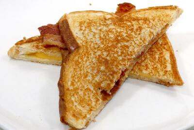 Fromage fondu et bacon | Bacon grilled cheese