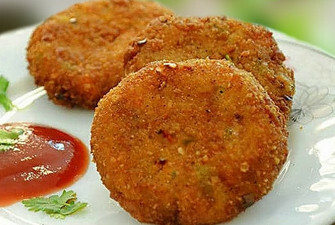 Aloo Quinoa Tikki Chaat