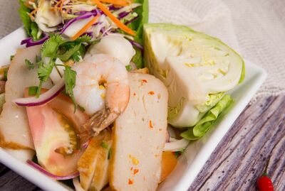 Spicy Lemongrass Salad