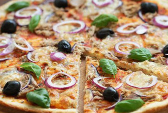 TUNA PIZZA medium