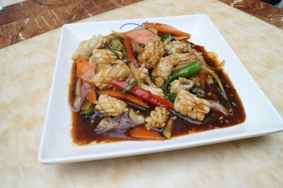 Squid with Green Pepper in Black Bean Sauce 豉椒鲜鱿