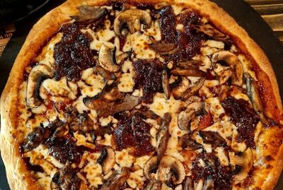 12" Duck and Hoisin Sauce Pizza 🍕