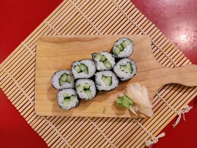 Cucumber Roll 8pcs