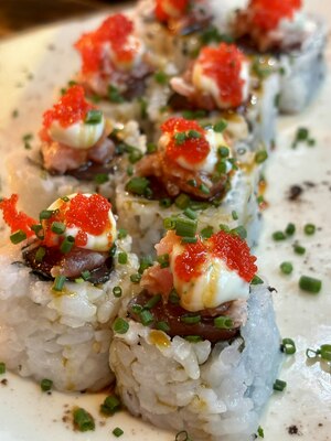 Tuna Philadelphia Uramaki (8)