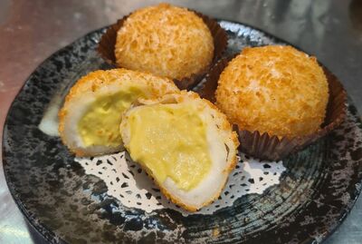 F1.  Fried Durian Ball 3pcs ( Mao San Wang)