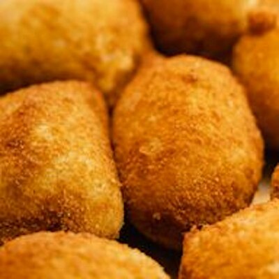 Mini Fried Spinach Coxinha (25) FZ