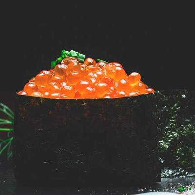 23. Nigiri Ikura