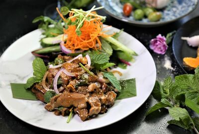 NAHM TOK MOO YANG