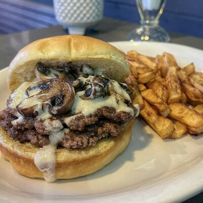 Trio Fungi Aïoli Burger
