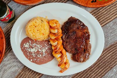Carne y Camaron (Steak & Shrimp)