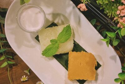 STICKY RICE WITH THAI CUSTARD