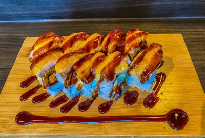 Salmon (BAKED) roll