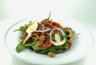 Spinach. Salad