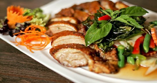 Ploy Siam Nui thai Cuisine