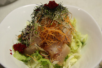 Hoedopbap (회덮밥)