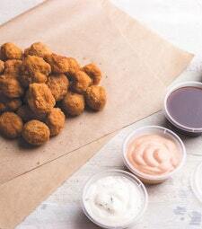 Garlic Mushrooms with Dip