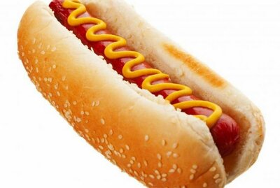 Hotdog w/ fries