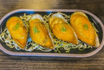 Baked Mussels(4pc)