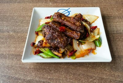 Wok Fried Spare Ribs with Garlic & Dry Chilli 川椒骨