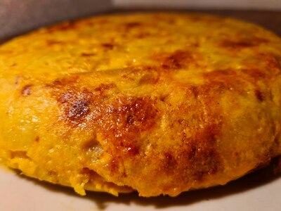Tortilla del Payés (con sobrasada mallorquina de porc negre)
