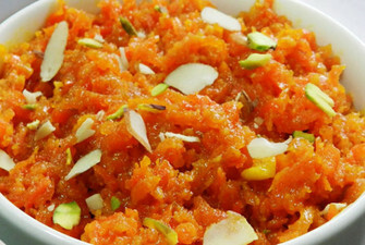 Gajar Ka Halwa (Karottenauflauf - carrot crowd)